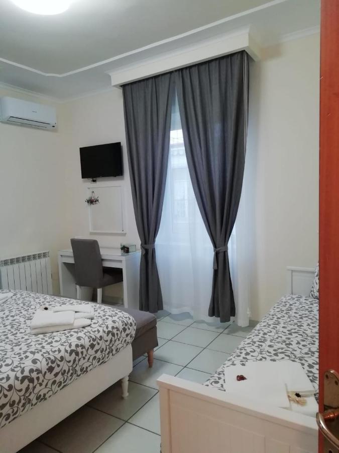 B&B Flavio Поццуоли Экстерьер фото
