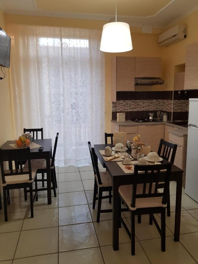 B&B Flavio Поццуоли Экстерьер фото