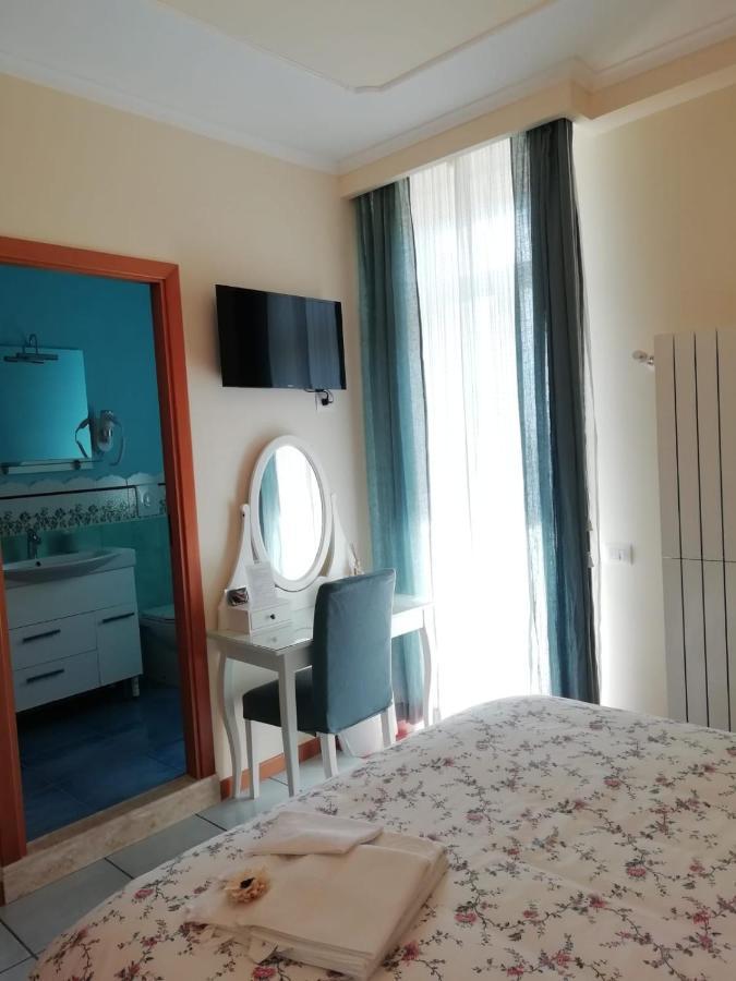 B&B Flavio Поццуоли Экстерьер фото